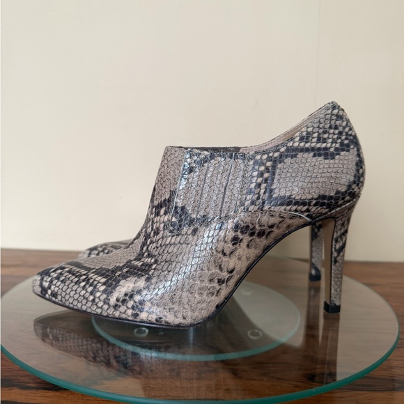 Inez booties Marisol 90 in Natural Snake Emboss - Picture 7 of 16